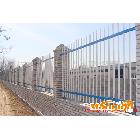 供应护栏、交通护栏等各种护栏的专业生产商郑州市耐克森栏杆！