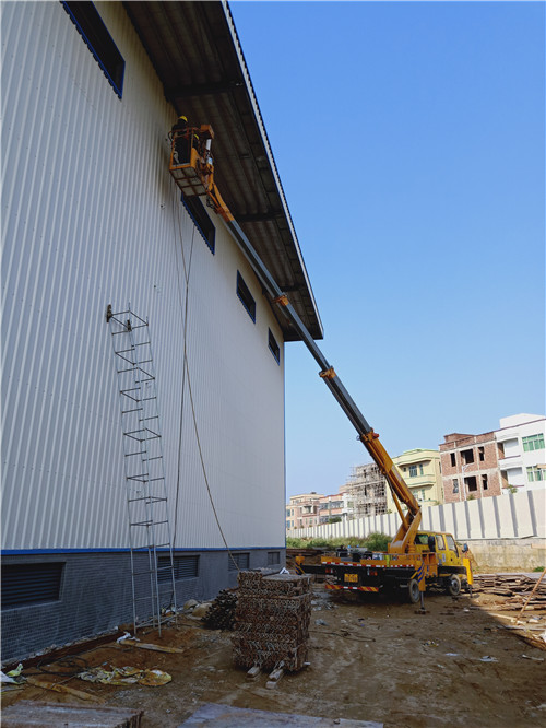 广东潮南灯箱维修高空车出租-中桥建