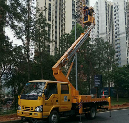 广东龙岗高空挂灯笼车出租-中桥建