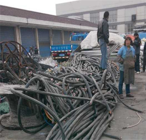 新闻：泗洪县变压器回收厂家
