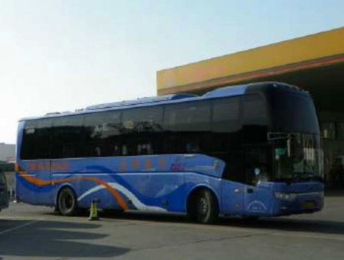 客车：大连到邯郸长途卧铺客车大巴车