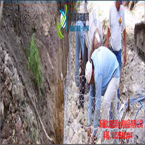 新疆钢丝石笼网批量供应