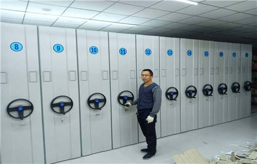 黑龙江资料室密集柜电脑