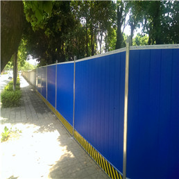 新疆护栏围挡品质保证，新疆铁皮围挡施工方案