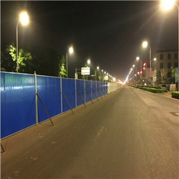 新疆PVC围挡供应商家，新疆彩钢围挡施工方案