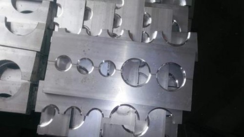 技术指导：赵县小松TH6350卧式加工中心钢制拖链生产流程