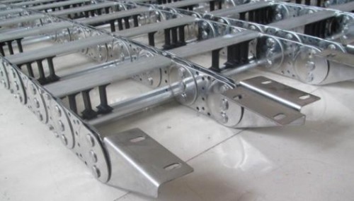 技术指导：栖霞南通科技TH6350卧式加工中心工程塑料拖链配套供应