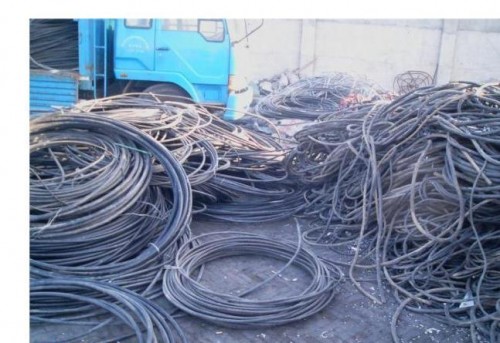 报道：治多县带皮电缆回收@厂家对接