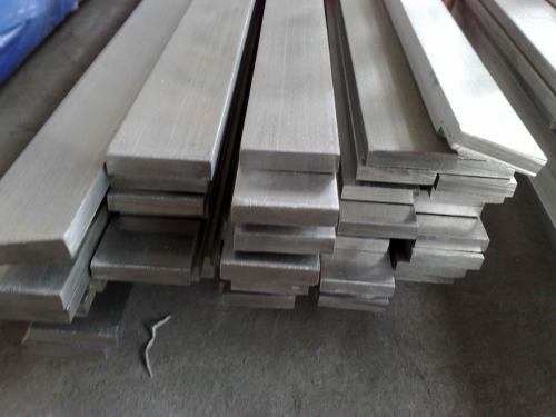 上海生产厂家中厚板钢材新闻：