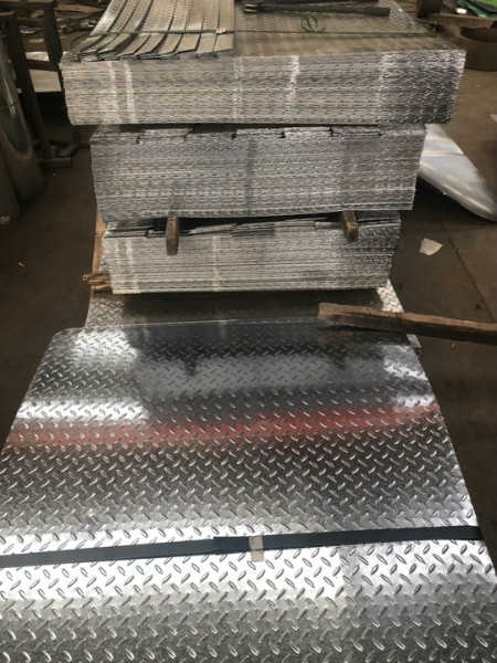 消息:宝鸡q235b钢板生产厂家